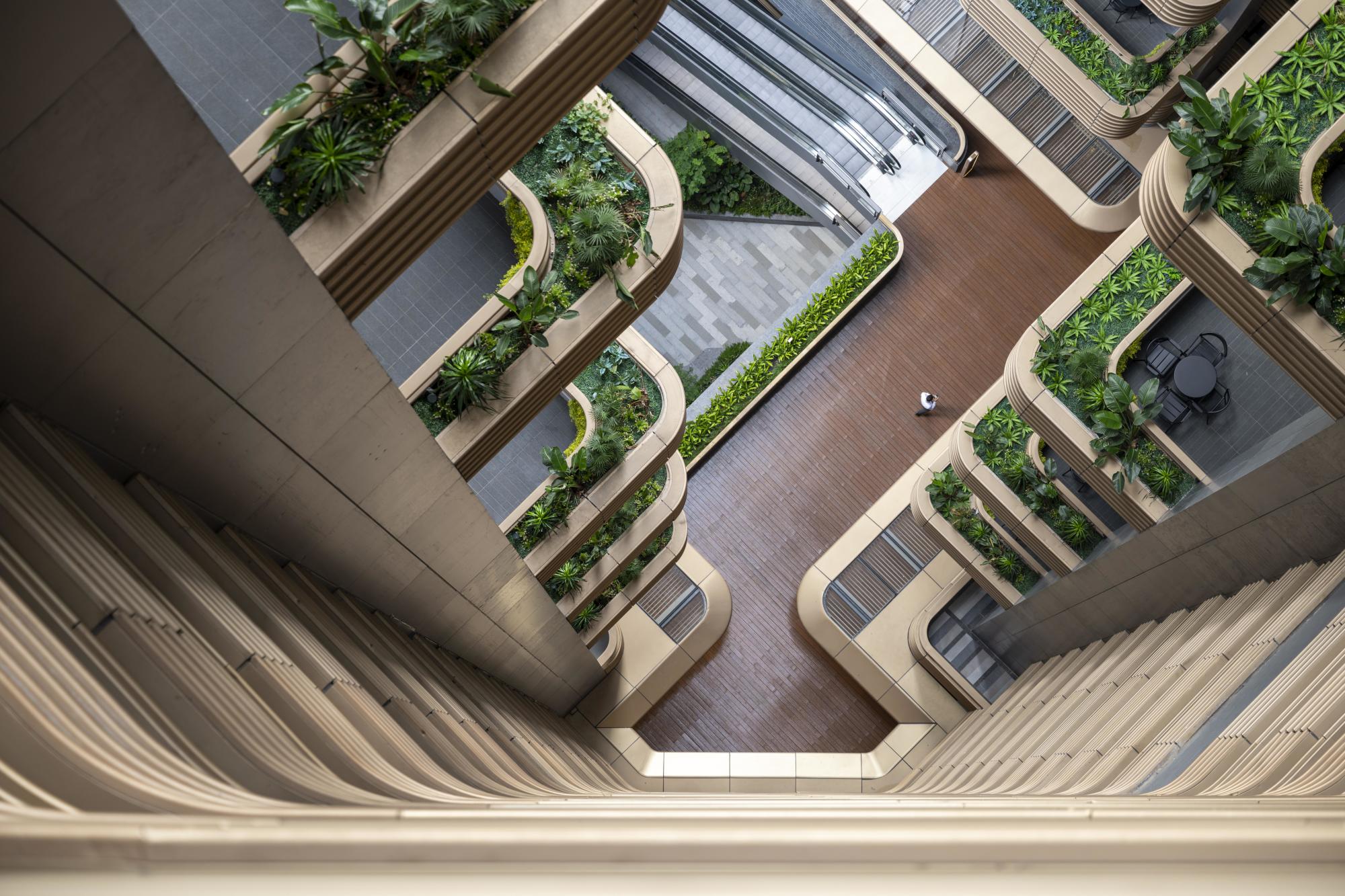 Grand Bayview Qianhai – A Response to Urban Loneliness for Working Professionals