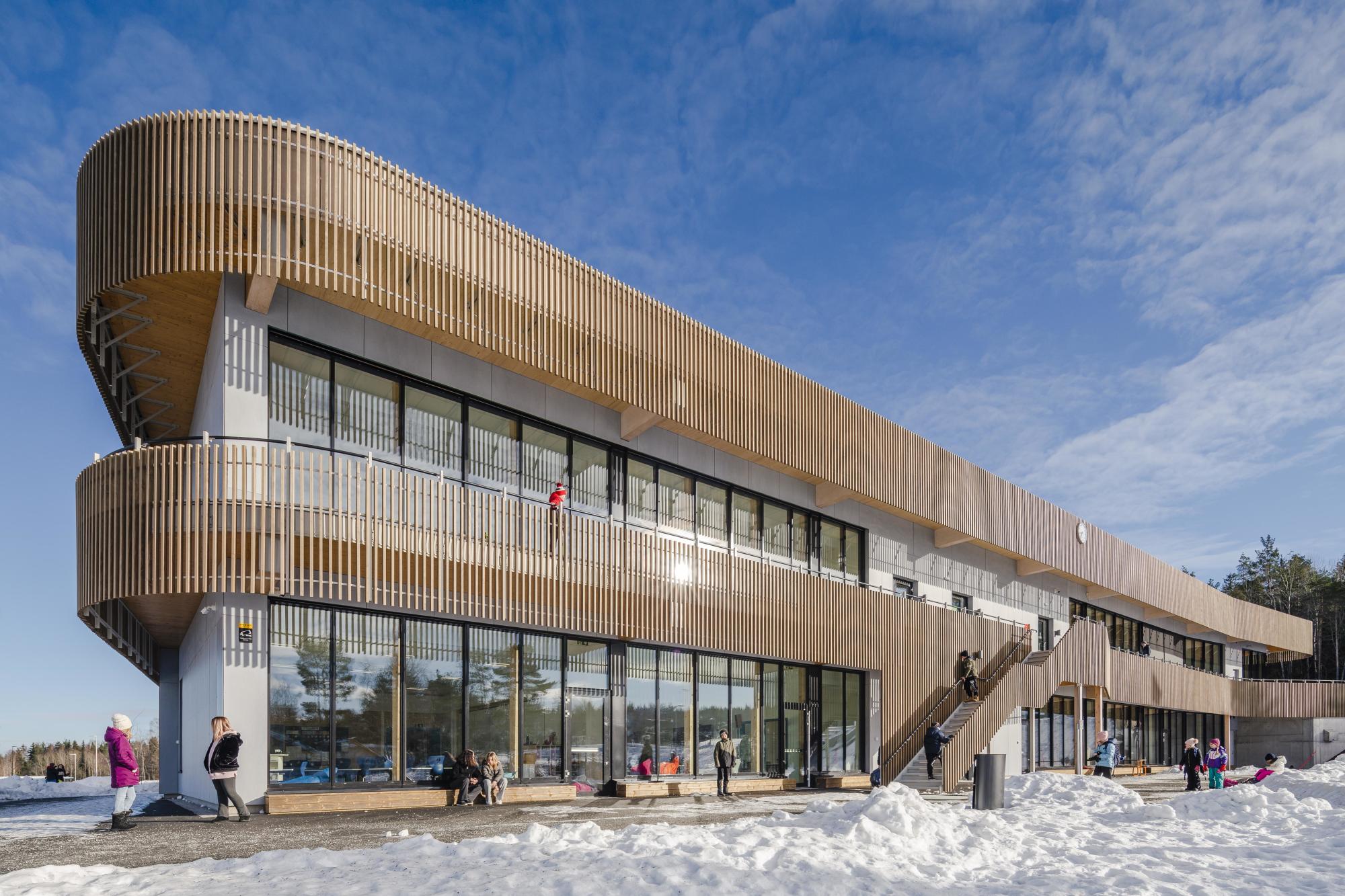 Pioneering Sustainable Design – Norway’s Eco School