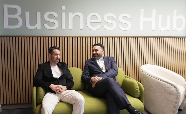 An image of Yiannis Maos MBE (left) and Professor Gurpreet Singh Jagpal OBE (right) at the Aston Business Hub