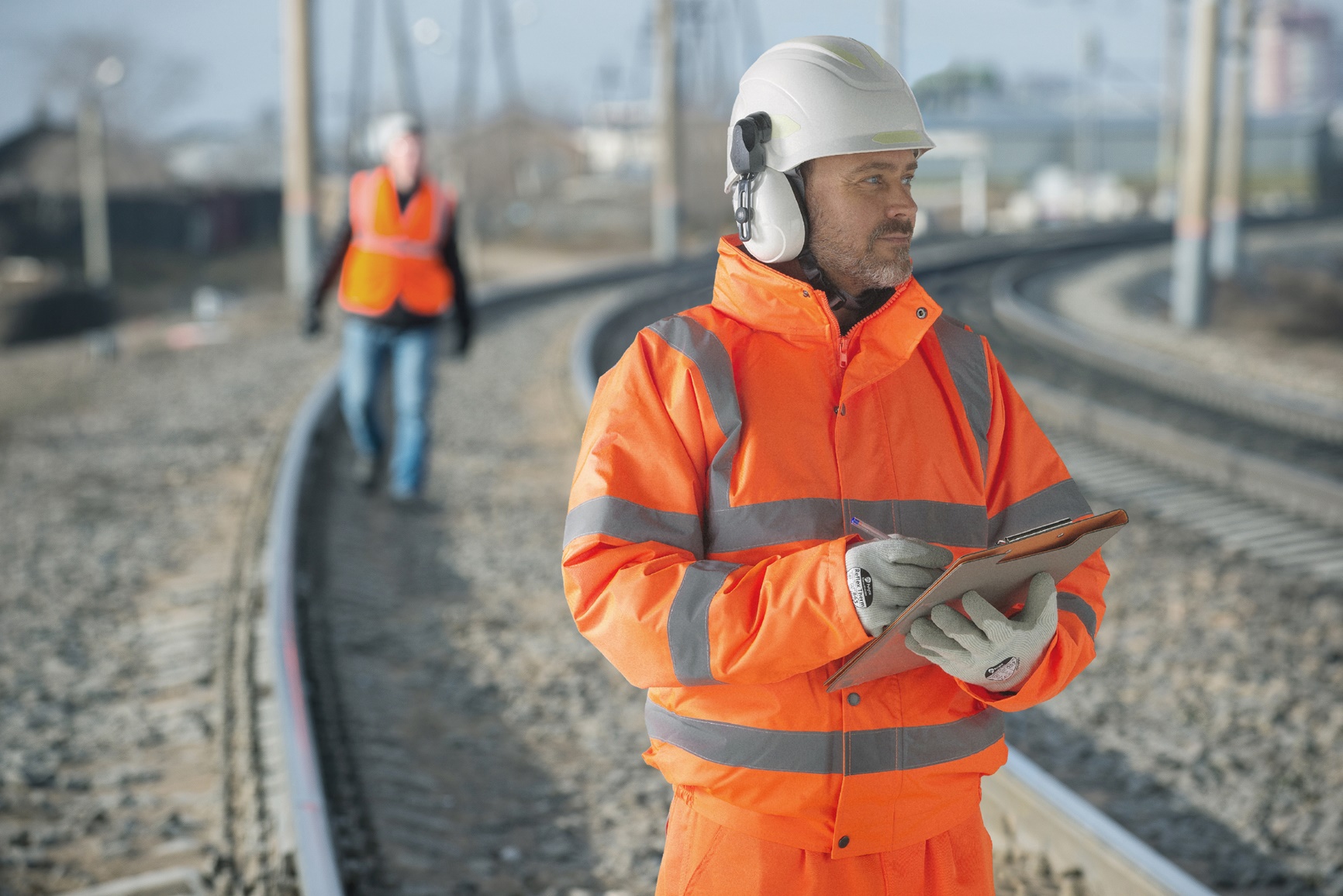 Hard Hat Awareness Week – Workers Urged to Check Head Protection