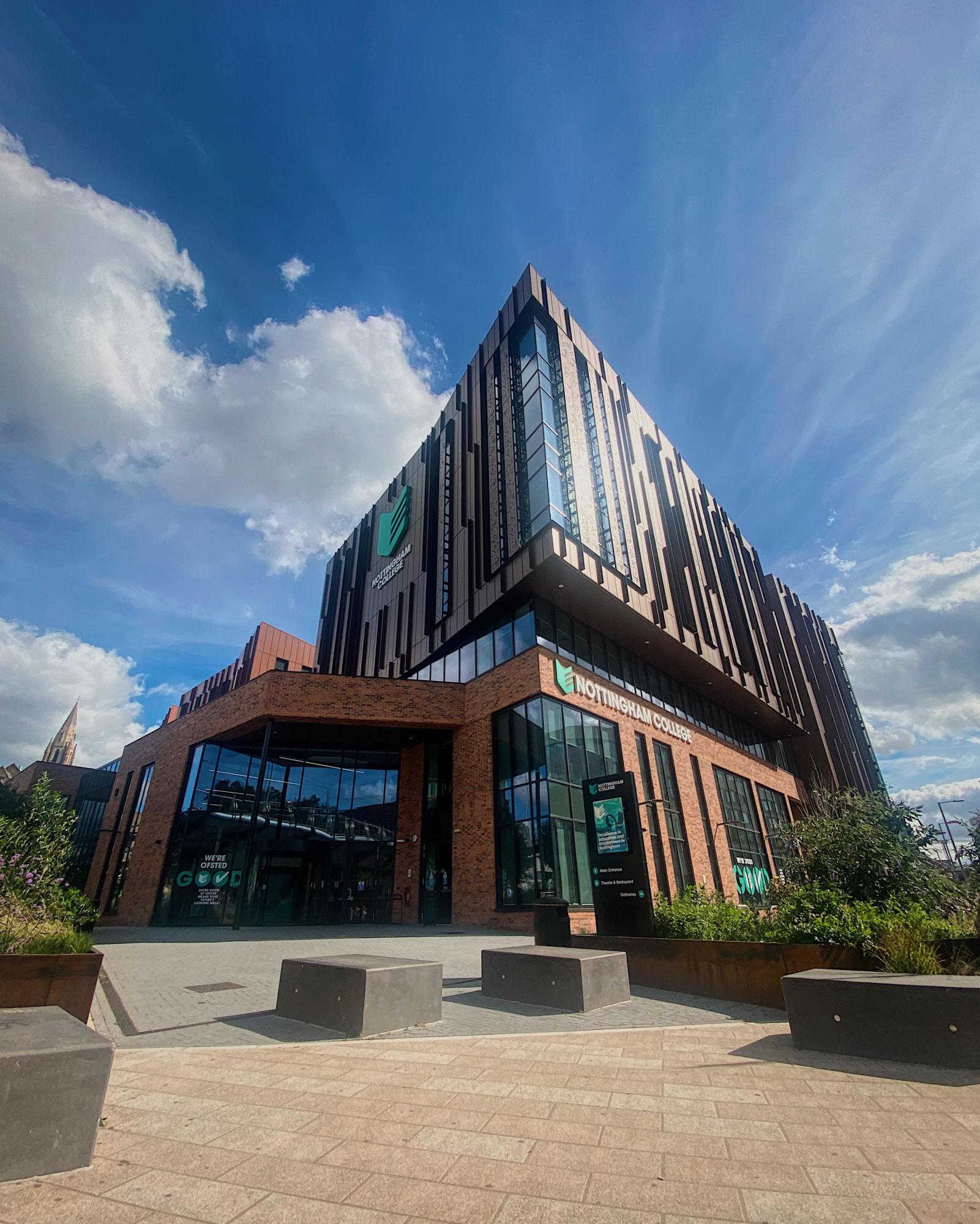 Nottingham College Awards £1m FM Contract to Dalkia