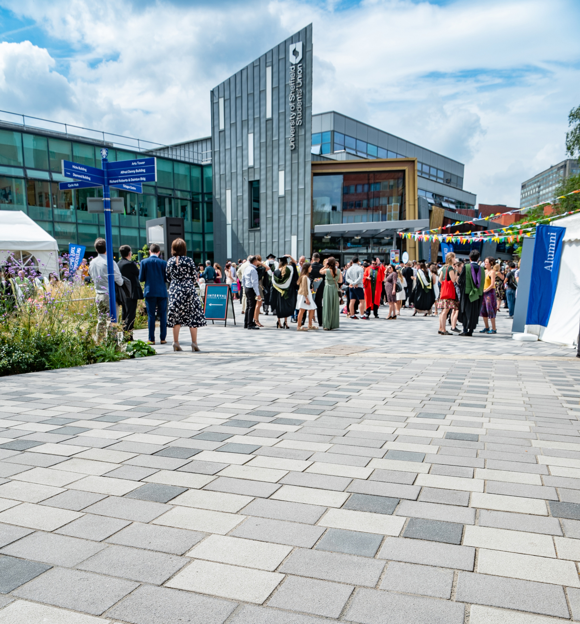 Charcon, the hard landscaping division of Aggregate Industries, has helped to transform The Concourse at Sheffield University.