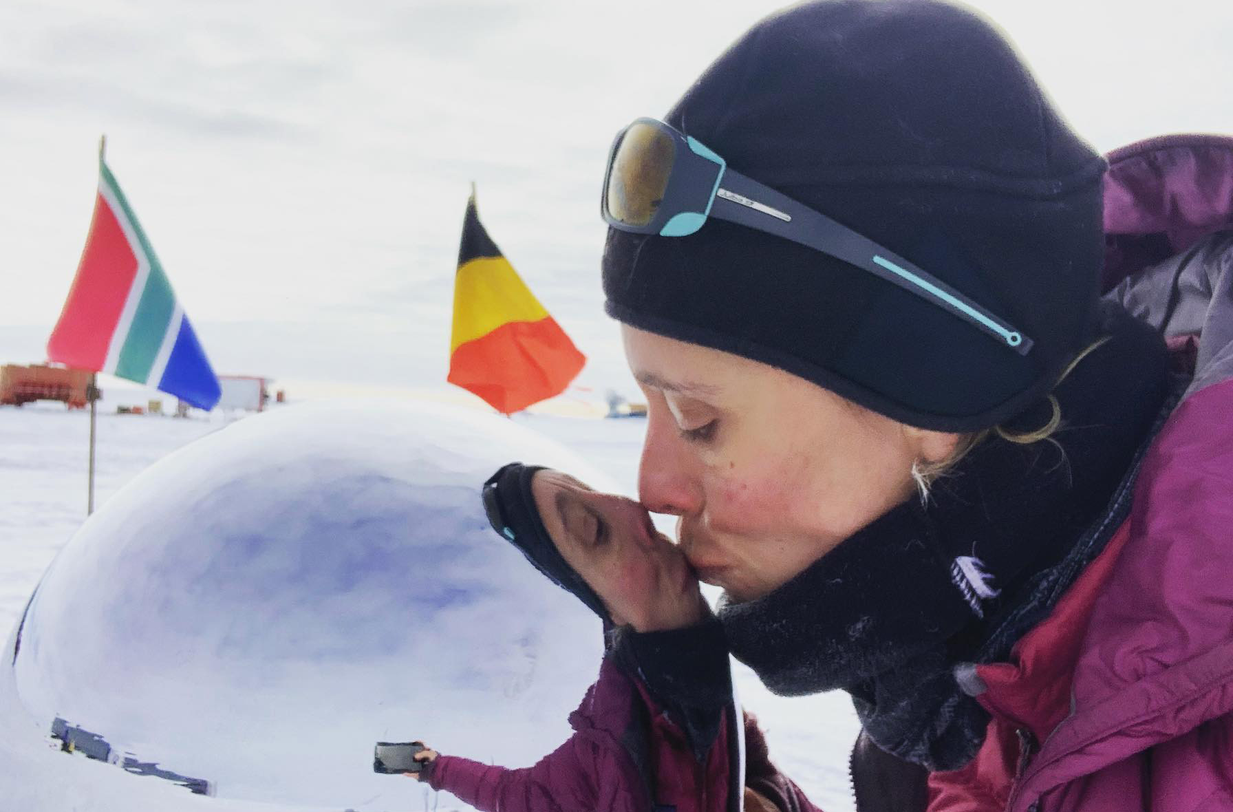 Wendy Searle reaches the South Pole