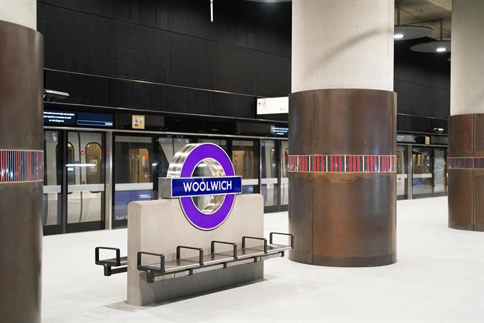 Elizabeth Line Wins RIBA London Building of the Year Award