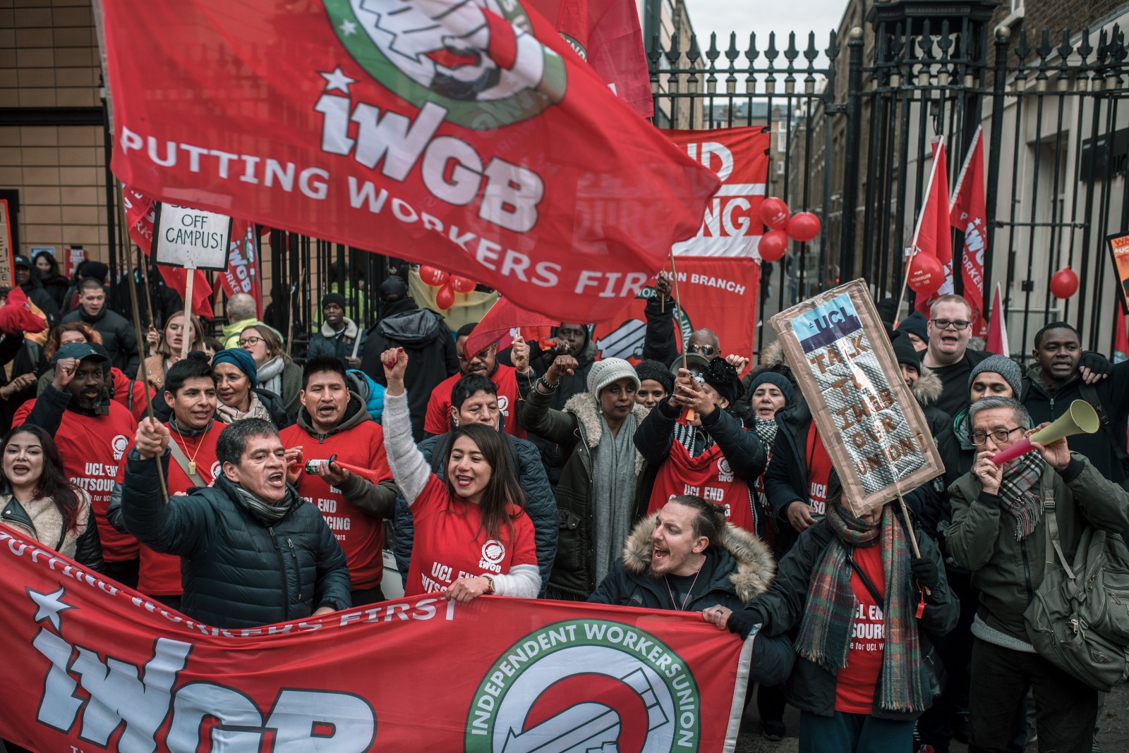 Strikers block the gates at UCL