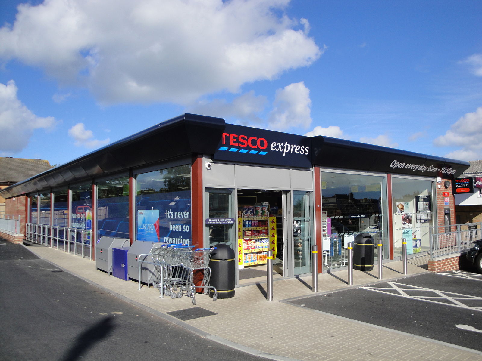 Tesco Axes Contract Cleaners in Almost 2,000 Stores